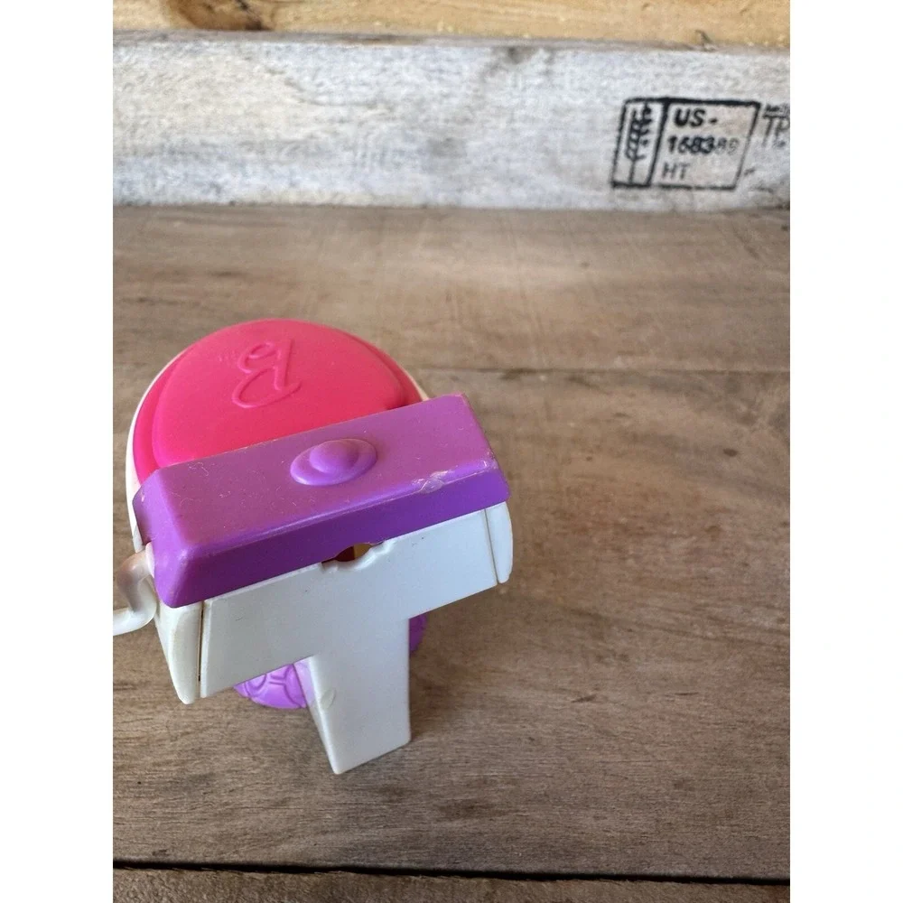 2010 Mattel Barbie Toilet With Paper‎ Roll Plastic Pink Purple Doll House Toy